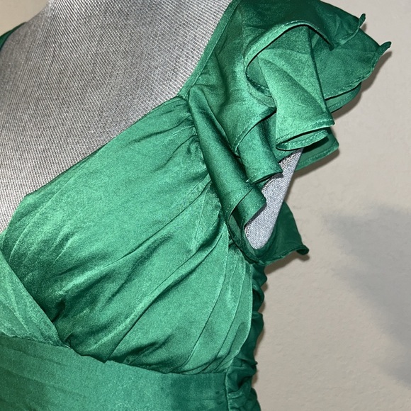 Lulus Daytime Darling Dress Color Green Style Mini Ruffles Size medium - Picture 4 of 6